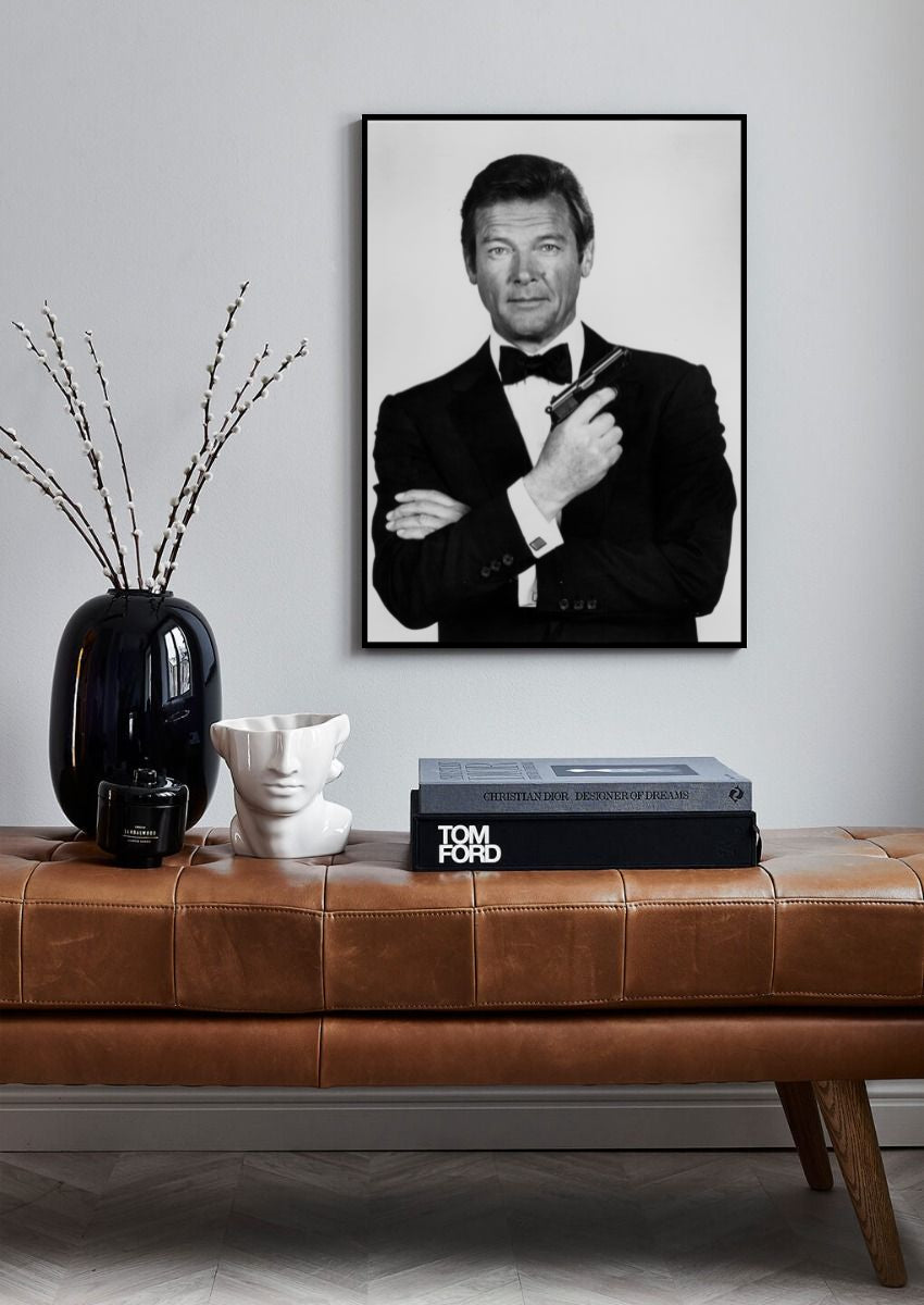 Roger Moore nr. 2 plakat